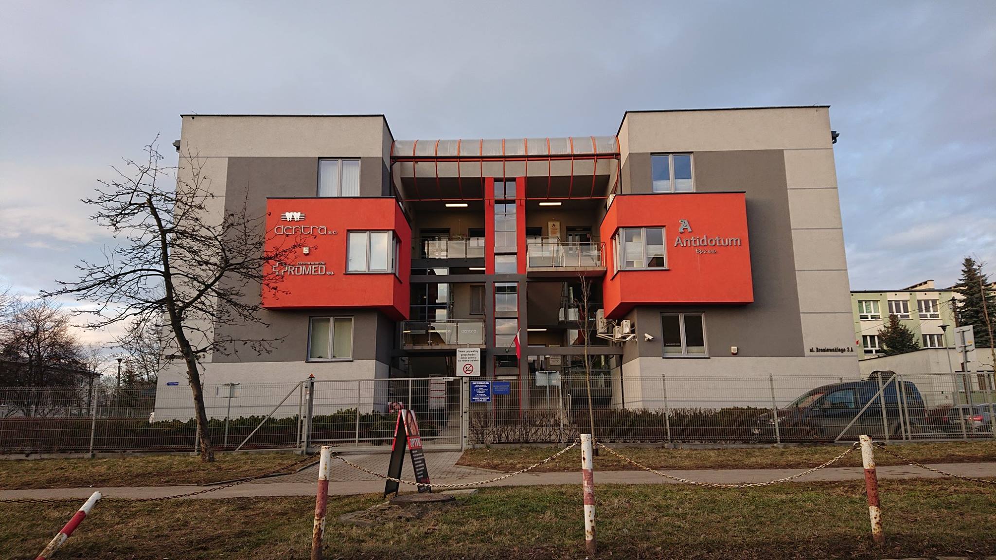 Medical Centre Broniewskiego St. Nowy Sącz - view 2